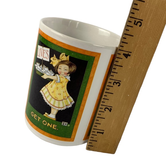 1990s Mary Engelbreit Humorous Coffee Mug "Lives: Get One" Checkerboard Handle - Picture 5 of 7